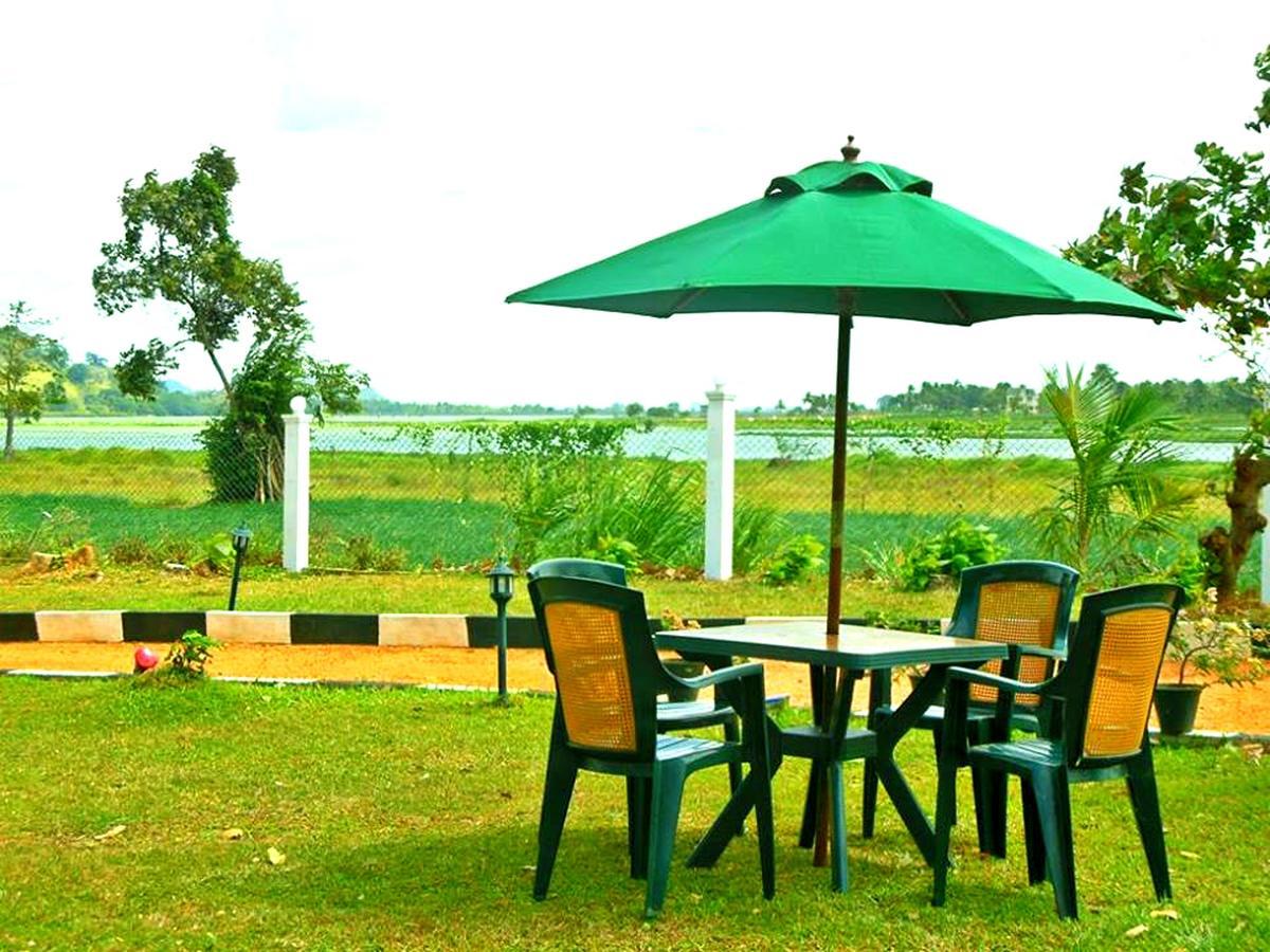 Layathraa Lake View Resort 丹不拉 外观 照片