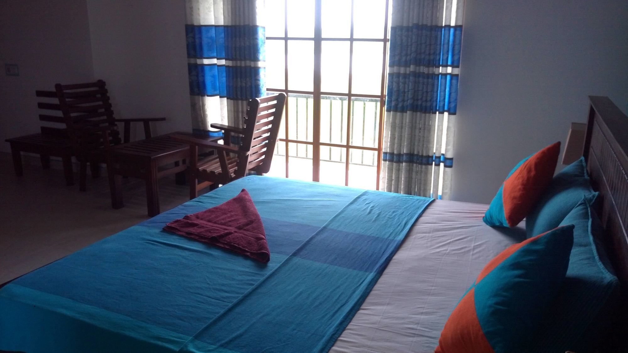 Layathraa Lake View Resort 丹不拉 外观 照片